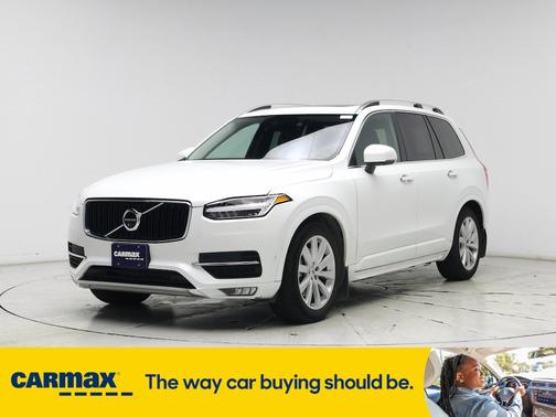 2017 Volvo XC90 T6 Momentum