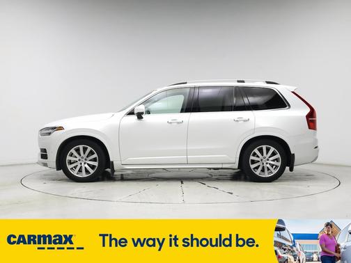 2017 Volvo XC90 T6 Momentum