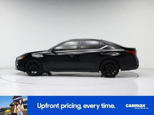 2022 Nissan Altima SR