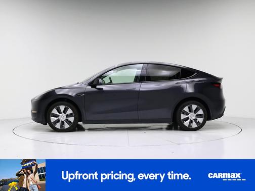 Gray 2024 Tesla Model Y Long Range