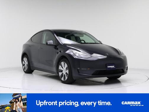 Gray 2024 Tesla Model Y Long Range