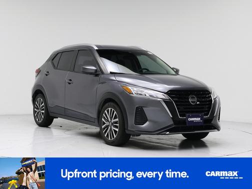 Gray 2021 Nissan Kicks SV