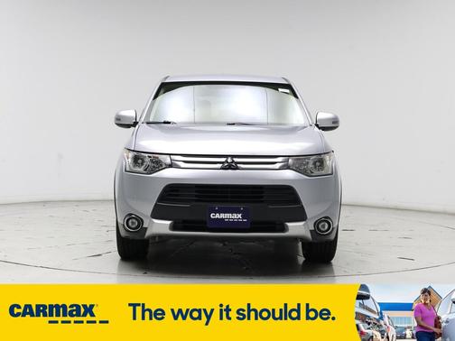 2015 Mitsubishi Outlander SE