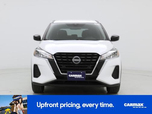2022 Nissan Kicks S
