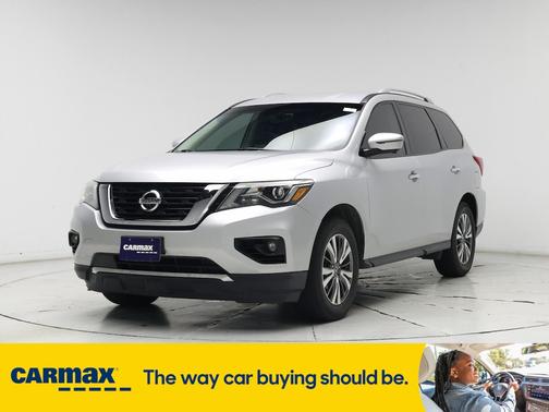 2019 Nissan Pathfinder SL