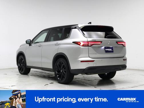 2022 Mitsubishi Outlander ES