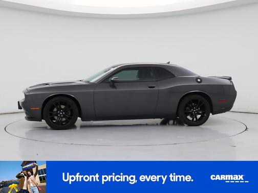 2017 Dodge Challenger SXT Plus