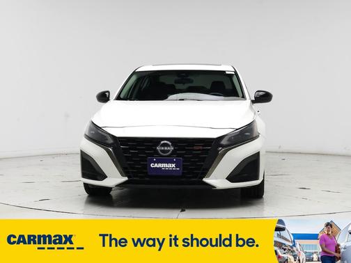2023 Nissan Altima SR