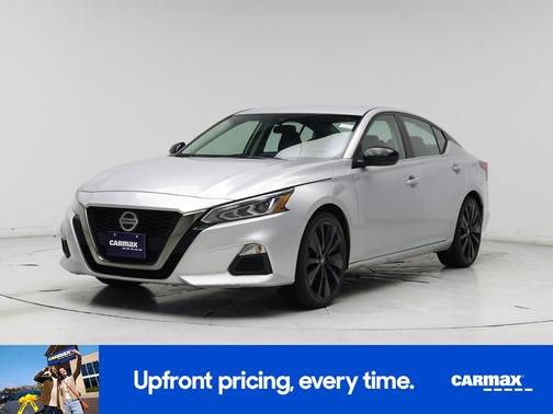 2022 Nissan Altima SR