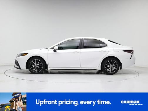 Silver 2023 Toyota Camry SE