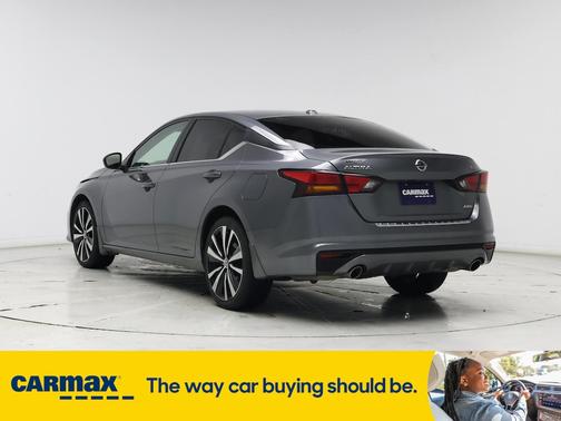 2022 Nissan Altima SR