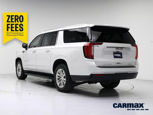 White 2023 GMC Yukon XL SLT