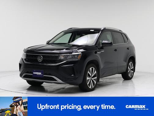 Black 2023 Volkswagen Taos SE