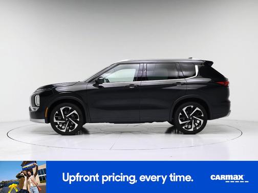 Black 2023 Mitsubishi Outlander SEL