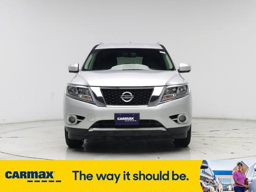 2016 Nissan Pathfinder SL