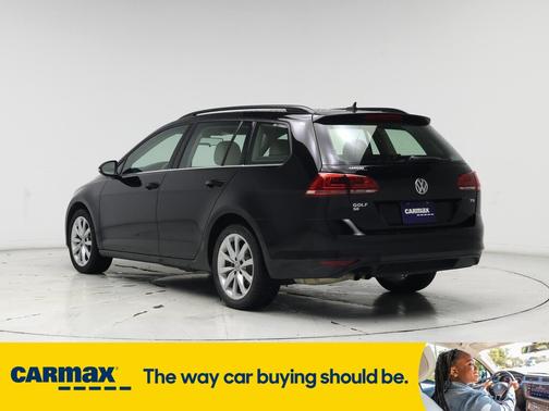 2017 Volkswagen Golf SE