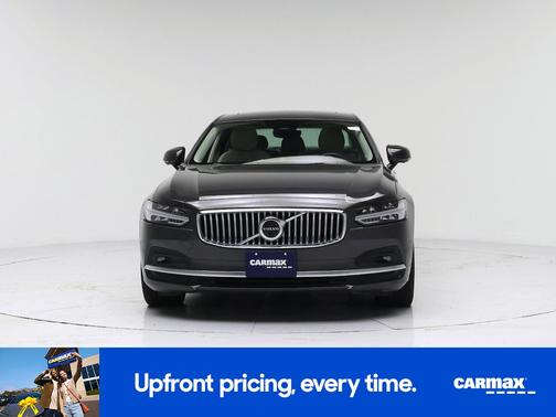 Gray 2022 Volvo S90 B6 Inscription