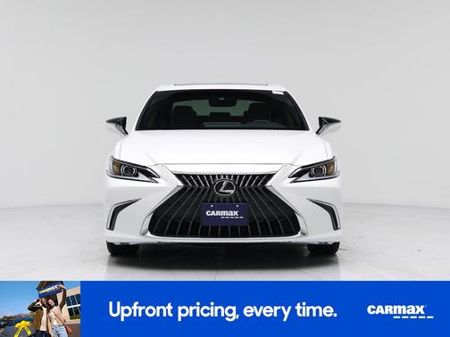 White 2022 Lexus ES 350