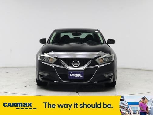 2017 Nissan Maxima S