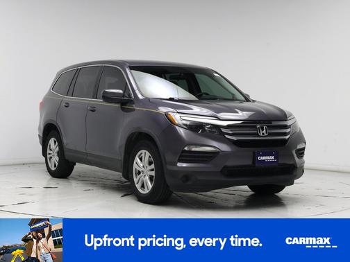 Gray 2018 Honda Pilot LX