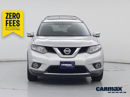 Silver 2016 Nissan Rogue SV