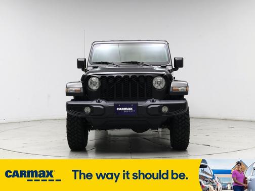 2021 Jeep Gladiator Willys Sport