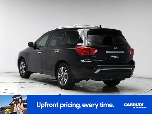 2019 Nissan Pathfinder SV