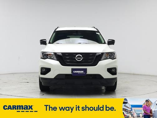 2018 Nissan Pathfinder SL