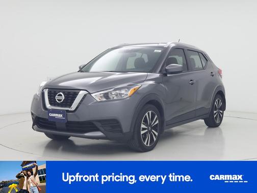 Gray 2020 Nissan Kicks SV