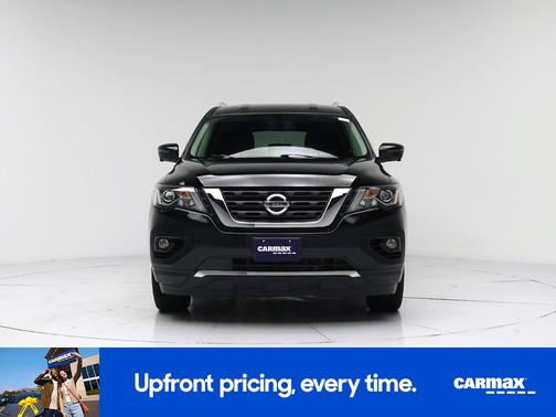 Black 2020 Nissan Pathfinder SL