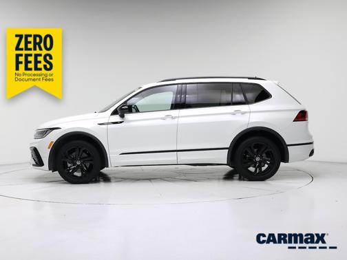 White 2023 Volkswagen Tiguan SE R-Line Black