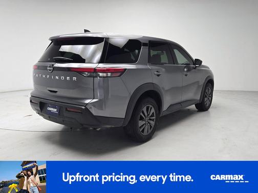 2023 Nissan Pathfinder S