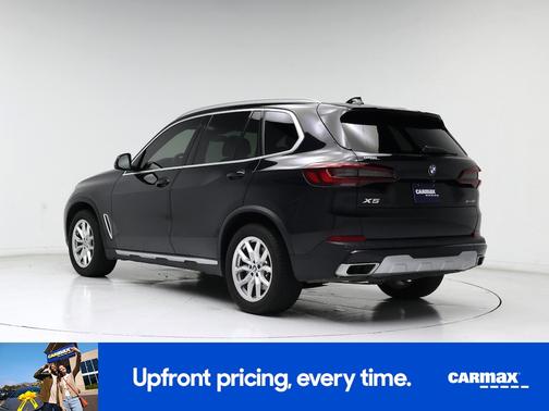 Black 2022 BMW X5 xDrive40i