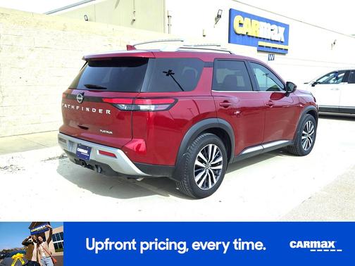 2022 Nissan Pathfinder Platinum