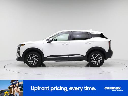 White 2025 Nissan Kicks SV