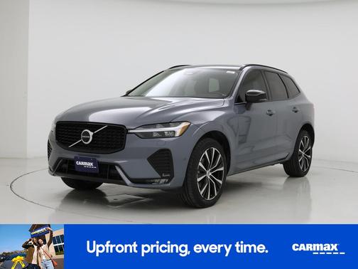 Gray 2023 Volvo XC60 B5 Plus Dark Theme