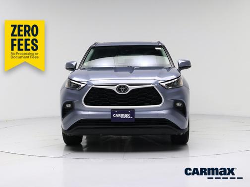 Blue 2020 Toyota Highlander XLE