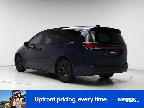 2023 Chrysler Pacifica Hybrid Limited