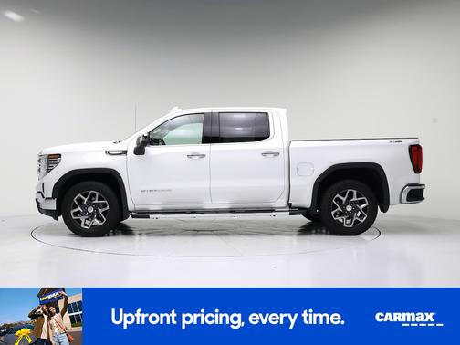 White 2023 GMC Sierra 1500 SLT