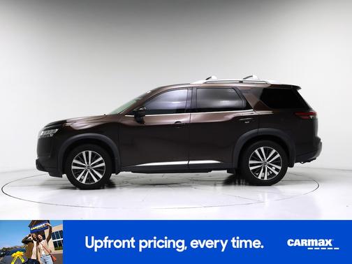 Black 2022 Nissan Pathfinder Platinum