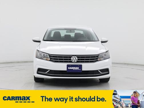 2017 Volkswagen Passat S