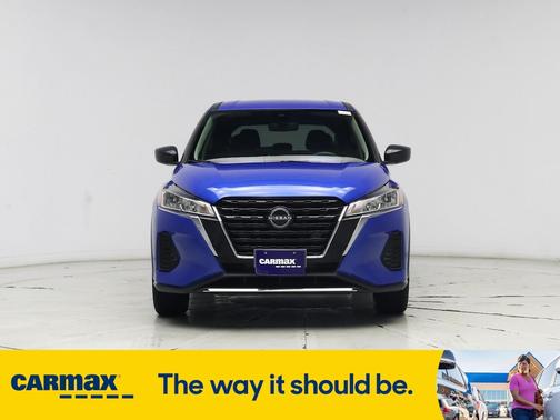 2022 Nissan Kicks S