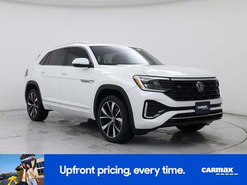 White 2024 Volkswagen Atlas Cross Sport SEL Premium R-Line