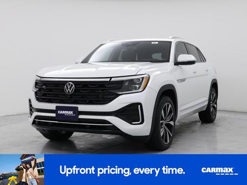 White 2024 Volkswagen Atlas Cross Sport SEL Premium R-Line