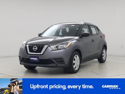 Gray 2019 Nissan Kicks S