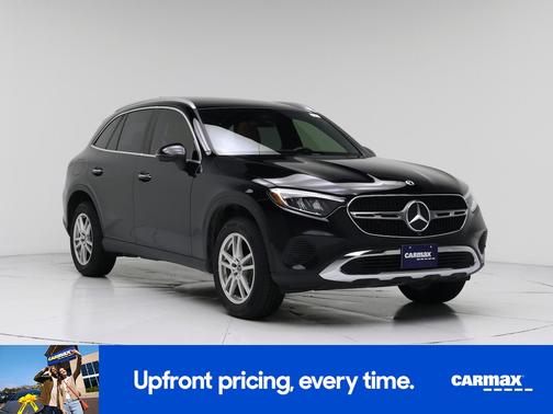 Black 2023 Mercedes-Benz GLC 300