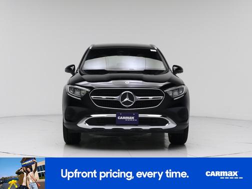 Black 2023 Mercedes-Benz GLC 300