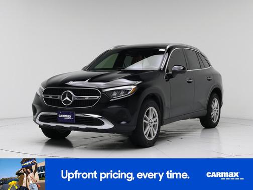 Black 2023 Mercedes-Benz GLC 300
