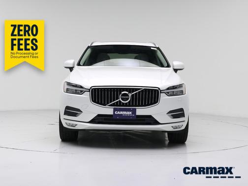 White 2019 Volvo XC60 T5 Inscription