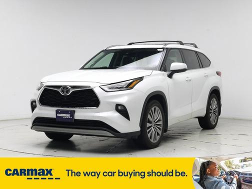 2022 Toyota Highlander Platinum